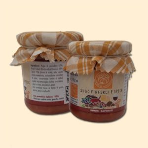 Jar of Italian tomato sauce food shop Bellagio